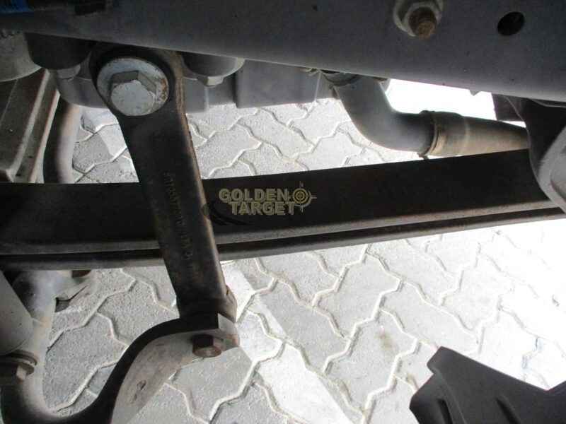 Renault KERAX 380 6x4 BONFIGLIOLI P15000M3 Crane 6 Cylinders Emgine White 2011