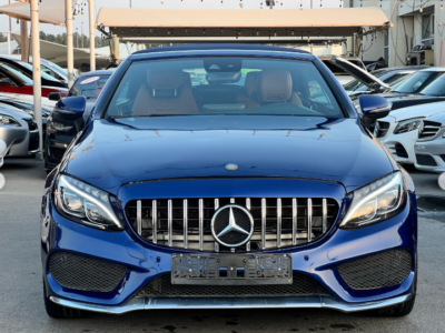 2018 Mercedes-Benz C300 2.0L turbocharged inline-4 Petrol Engine Brown Convertible