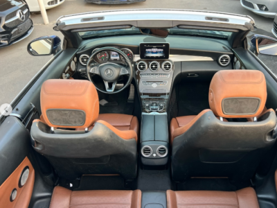 2018 Mercedes-Benz C300 2.0L turbocharged inline-4 Petrol Engine Brown Convertible
