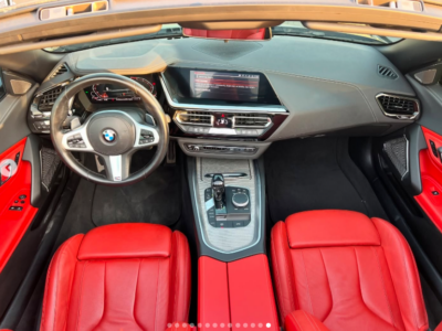 2019 BMW Z4 sDrive20i 2.0-liter turbocharged 4-cylinder Petrol Engine Blue Red Convertible