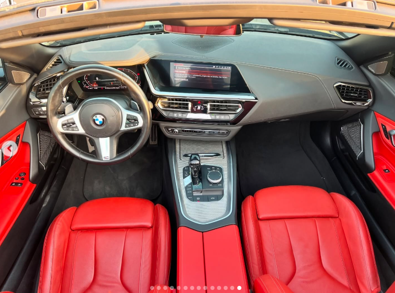 2019 BMW Z4 sDrive20i 2.0-liter turbocharged 4-cylinder Petrol Engine Blue Red Convertible