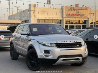 2015 Land Rover Range Rover Evoque 2.0L 4 Cylinders Turbocharged Petrol Silver Black SUV