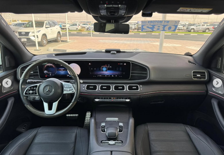 2022 Mercedes-Benz GLS 580 4MATIC 4.0-liter V8 twin-turbo Petrol Engine White Grey SUV