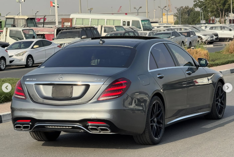 2018 Mercedes-Benz S 63 AMG 4.0 Litres V8 biturbo Petrol Engine Grey Sedan Automatic