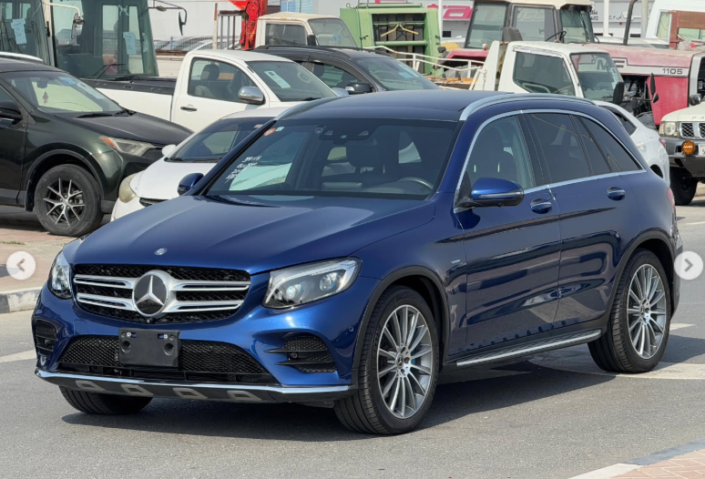 2017 Mercedes-Benz GLC 350e 4MATIC 2.0 Liters 4-cylinder inline Petrol Engine Blue Black SUV