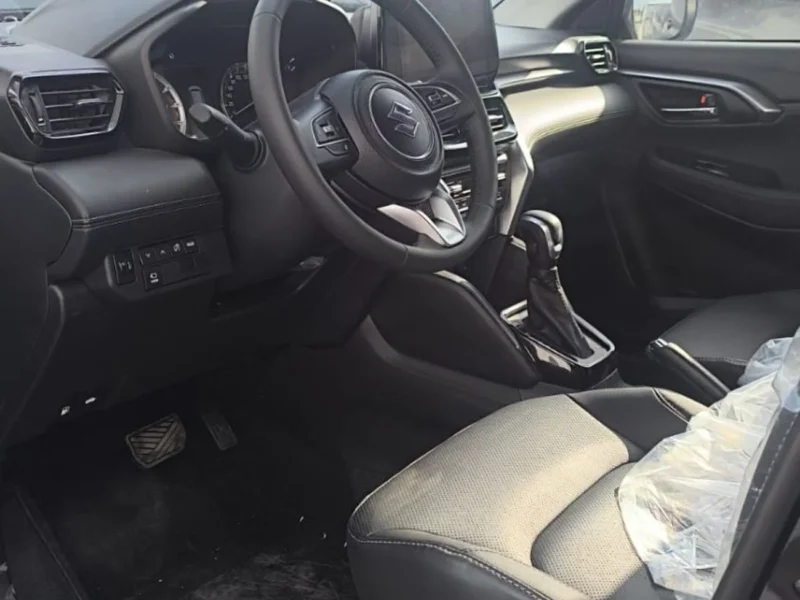 2026 Suzuki Grand Vitara GLX 1.5-litre 4-cylinder Petrol Engine Black SUV Automatic GCC