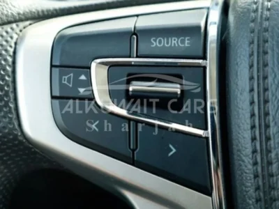 2023 Mitsubishi L200 2.4 Litres 4-Cylinder Diesel Engine White Grey Pickup Truck Manual