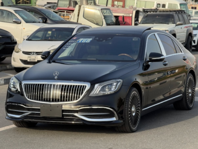 2014 Mercedes-Benz S 550 4.7 Liters V8 Twin-Turbocharged Petrol Engine Black Luxury Sedan RWD
