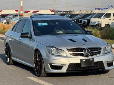 2014 Mercedes-Benz C63 AMG Edition 507 6.2 Liters Naturally Aspirated V8 Engine Silver Black Sedan