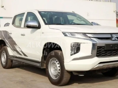 2023 Mitsubishi L200 2.4 Litres 4-Cylinder Diesel Engine White Grey Pickup Truck Manual