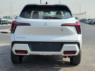 2025 Mitsubishi Xforce P-LINE BLACK EDITION 1.5 Litres 4-cylinder Petrol Engine White Black SUV