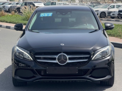 2016 Mercedes-Benz C250 2.0 Litres Inline-4 Cylinder Petrol Engine Black Sedan NEAT AND CLEAN CAR