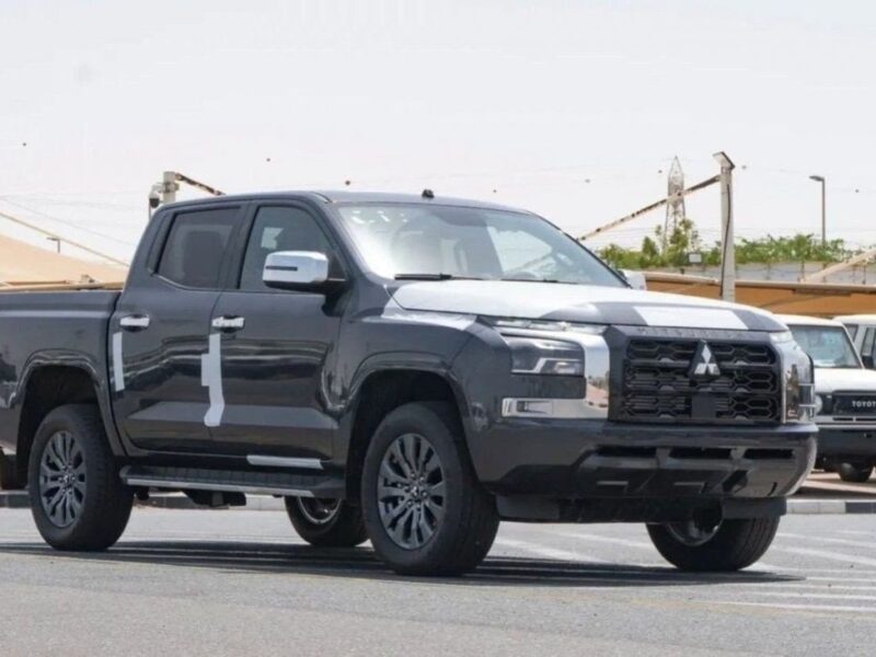 2024 Mitsubishi L200 Sportero 2.4L 4-cylinder Diesel Engine Grey Black Pickup Truck Automatic