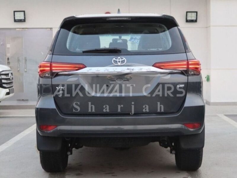 2023 Toyota Fortuner GXR 6-cylinder Petrol Engine Grey Brown SUV Automatic GCC Specs