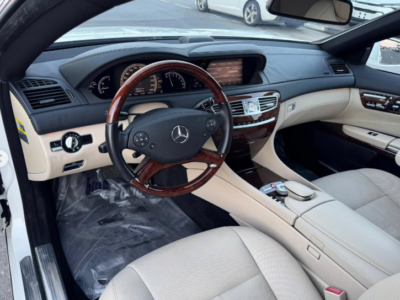 2012 Mercedes-Benz CL 550 4MATIC 4.6-liter bi-turbo V8 Petrol Engine White Beige Coupe