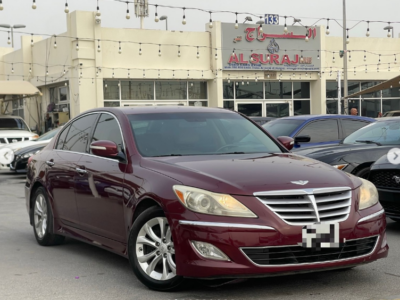 2013 Hyundai Genesis 3.8-liter V6 Petrol Engine Maroon Beige Sedan American Specs RWD