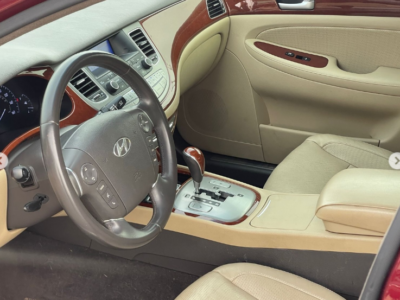 2013 Hyundai Genesis 3.8-liter V6 Petrol Engine Maroon Beige Sedan American Specs RWD