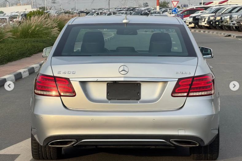 2014 Mercedes-Benz E400 3.5 Liters V6 Hybrid Engine Silver Black Luxury Sedan Automatic RWD