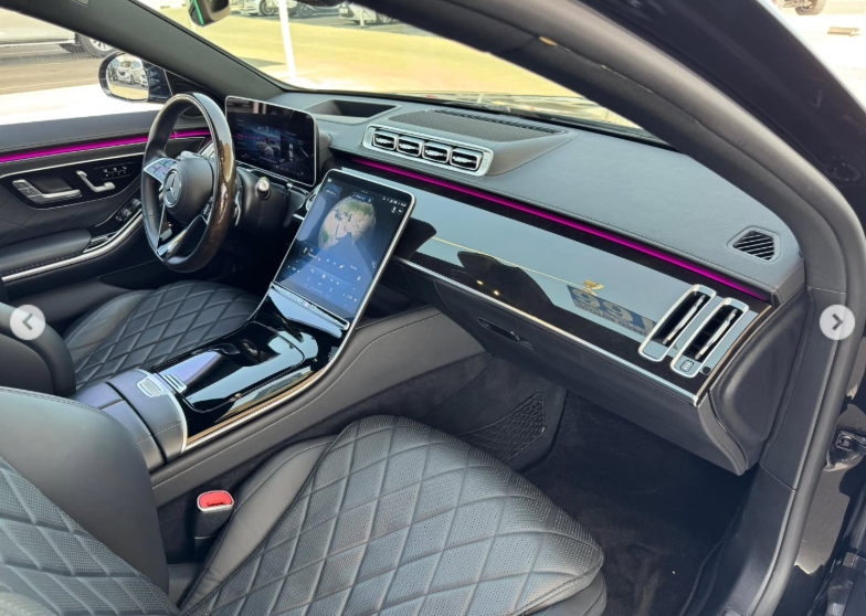 2021 Mercedes-Benz S 500 LWB 3.0L Inline-6 Turbocharged with EQ Boost Black Luxury Sedan