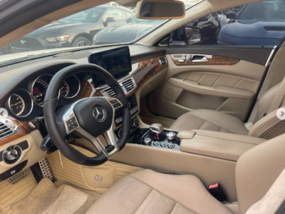 2012 Mercedes-Benz CLS63 AMG 5.5-liter twin-turbo V8 Petrol Engine White Beige Sedan RWD