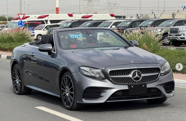 2018 Mercedes-Benz E400 3.0 Litres V6 Biturbo V6 Twin Turbo Petrol Engine Grey Red Convertible