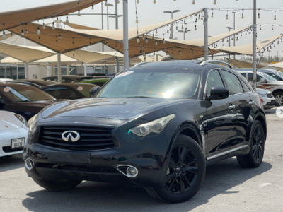 2014 Infiniti QX70 3.7 Litres V6 Petrol Engine Black Brown Luxury SUV Automatic GCC Specs