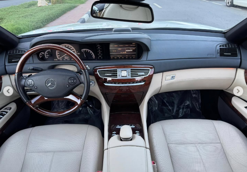 2012 Mercedes-Benz CL 550 4MATIC 4.6-liter bi-turbo V8 Petrol Engine White Beige Coupe