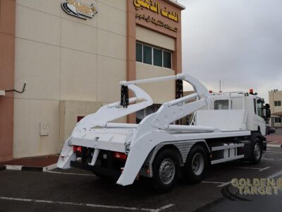 2014 SCANIA P370 6x2 Double Skip Loader 6 Cylinder Diesel Engine Automatic White