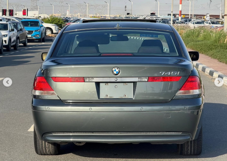2003 BMW 745i 4.4 Litres Naturally Aspirated 8-cylinder Petrol Engine Grey Black Sedan RWD