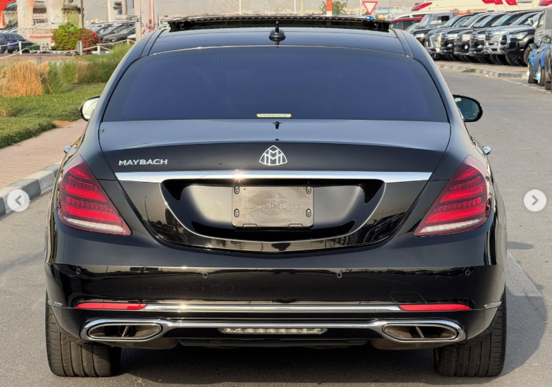 2014 Mercedes-Benz S 550 4.7 Liters V8 Twin-Turbocharged Petrol Engine Black Luxury Sedan RWD