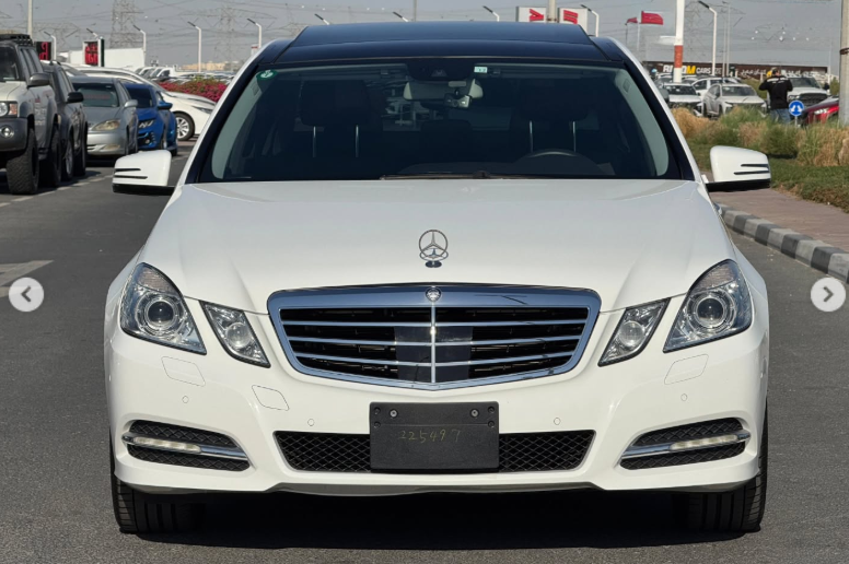 2013 Mercedes-Benz E350 3.5 Litres V6 Naturally Aspirated Petrol Engine White Grey Sedan RWD