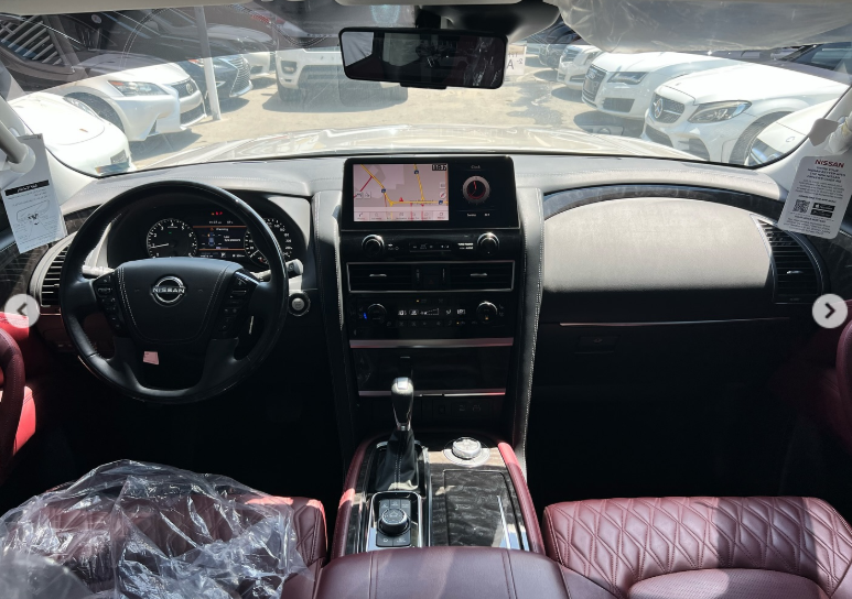 2022 Nissan Patrol Platinum 5.6 Litres V8 Petrol Engine Gold Red Automatic SUV GCC Specs 4WD