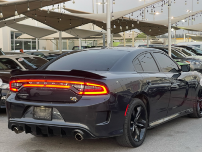 2019 Dodge Charger Scat Pack 3.6 Liters V6 Cylinders Petrol Engine Black Green Sedan RWD