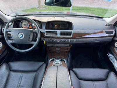 2003 BMW 745i 4.4 Litres Naturally Aspirated 8-cylinder Petrol Engine Grey Black Sedan RWD