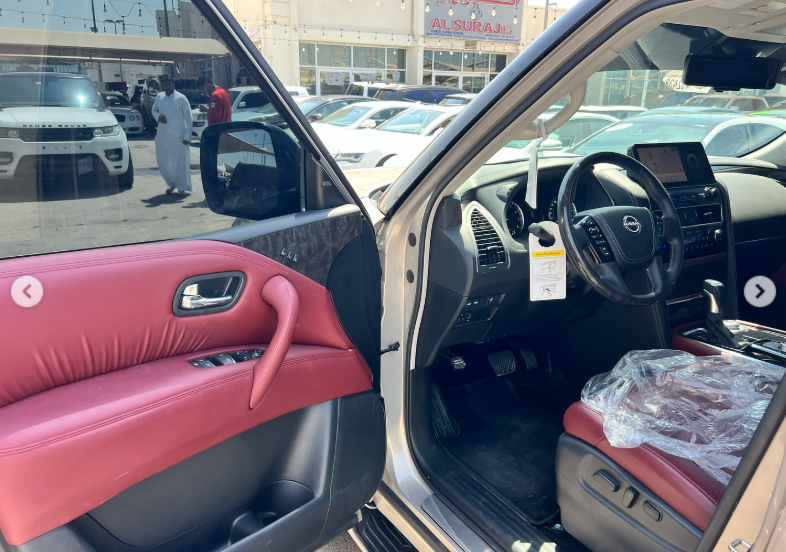 2022 Nissan Patrol Platinum 5.6 Litres V8 Petrol Engine Gold Red Automatic SUV GCC Specs 4WD