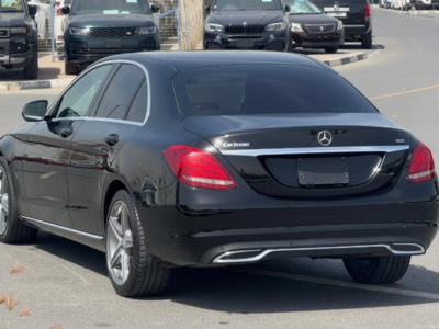 2016 Mercedes-Benz C250 2.0 Litres Inline-4 Cylinder Petrol Engine Black Sedan NEAT AND CLEAN CAR