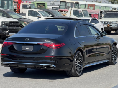 2021 Mercedes-Benz S 500 LWB 3.0L Inline-6 Turbocharged with EQ Boost Black Luxury Sedan