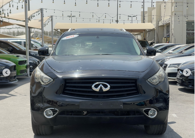 2014 Infiniti QX70 3.7 Litres V6 Petrol Engine Black Brown Luxury SUV Automatic GCC Specs