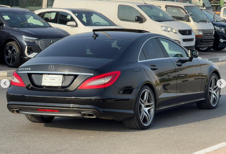 2012 Mercedes-Benz CLS 550 AMG Package 4.6 Litres V8 Twin-turbocharged Engine Black Coupe