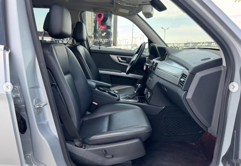 2010 Mercedes-Benz GLK 350 3.5 Litres V6 Petrol Engine Silver Black SUV Automatic AWD