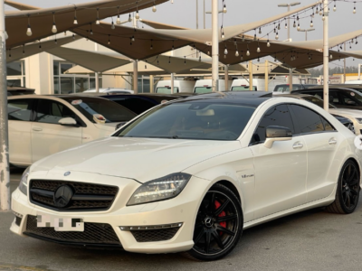2012 Mercedes-Benz CLS63 AMG 5.5-liter twin-turbo V8 Petrol Engine White Beige Sedan RWD