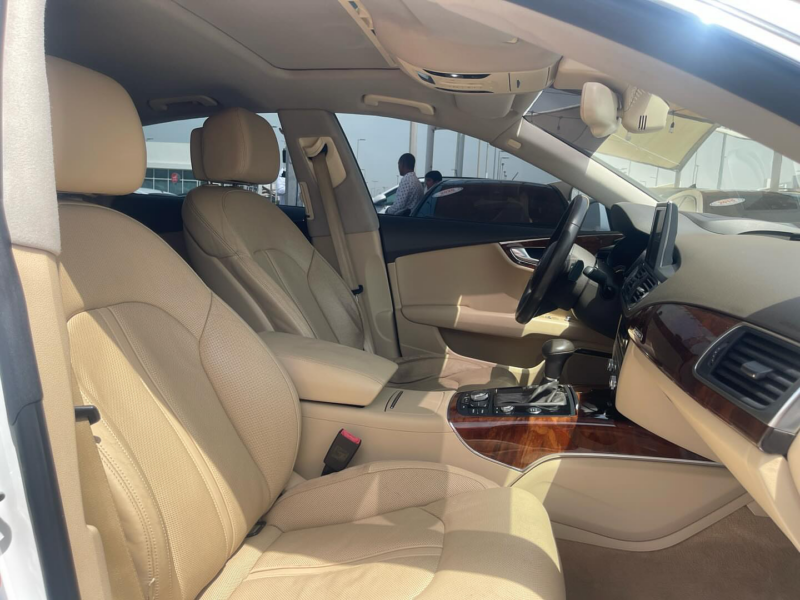 2011 Audi A7 3.0 Liters 6-cylinder Petrol Engine White Beige Sedan