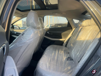 2023 Hyundai Sonata 1.6L Turbo 4 Cylinder Petrol Engine Grey White Sedan
