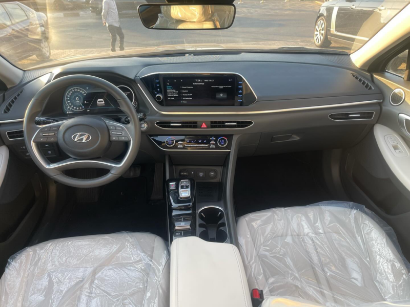 2023 Hyundai Sonata 1.6L Turbo 4 Cylinder Petrol Engine Grey White Sedan