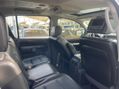 2014 Nissan Armada LE 5.6 Liters V8 Petrol Engine Grey Black SUV