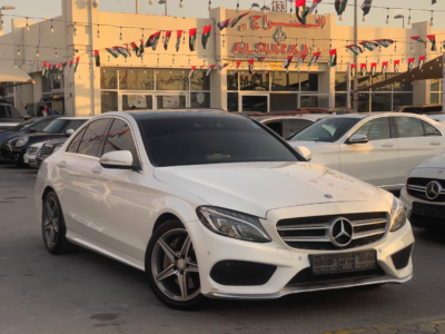 2015 Mercedes-Benz C300 2.0 Liters 4-cylinder Petrol Engine White Red Sedan