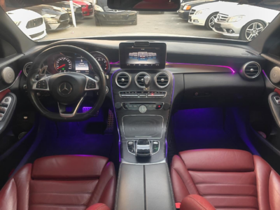 2015 Mercedes-Benz C300 2.0 Liters 4-cylinder Petrol Engine White Red Sedan