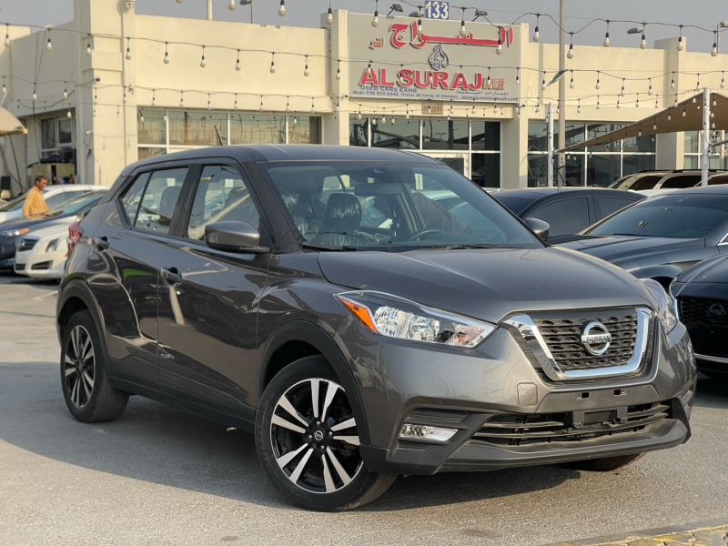 2020 Nissan Kicks 1.6 Liters 4 Cylinder Petrol Engine Grey Black Compact SUV