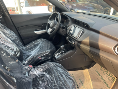 2020 Nissan Kicks 1.6 Liters 4 Cylinder Petrol Engine Grey Black Compact SUV