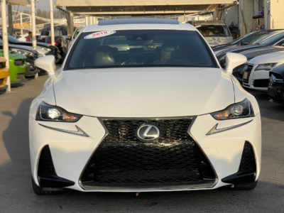 2019 Lexus IS300 2.0L Turbocharged 4-cylinder Engine White Black Sedan
